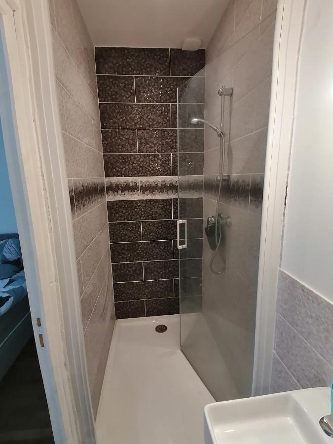 Villa Des Roses - Appart T2, 32M2, Rdc, Vue Sur Jardin, "Le Chic" Le Havre Bagian luar foto